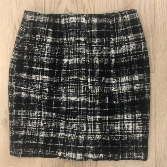 Ann Taylor Pencil Skirt Black/Grey size 2 - Picture 2 of 3